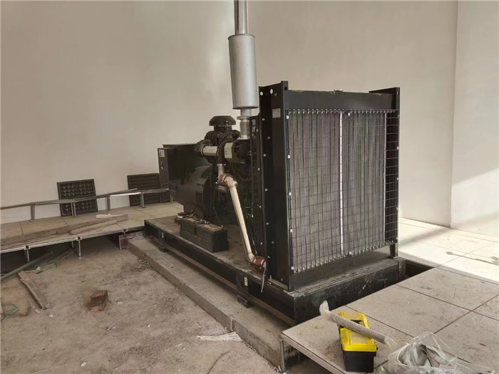 天水市糧站(Zhàn)400kw發電機組上海股份安裝完成